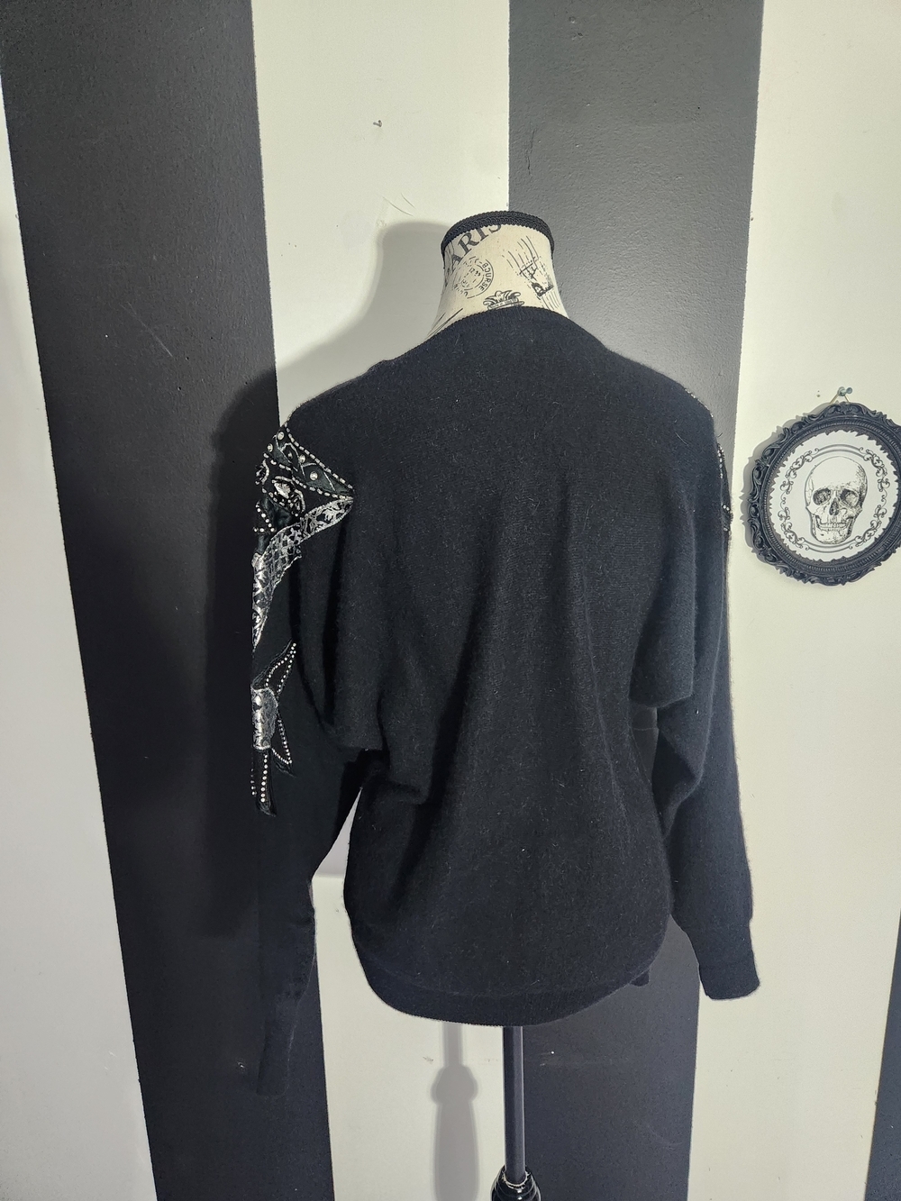 Trad 80's Gothic Sweater - Picture 4 of 6